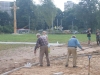 Lipiec 2007 r. Prace przy układaniu chodników wokół kościoła. Wolontariusze ze szkoły salezjańskiej z Zabrza (Polska